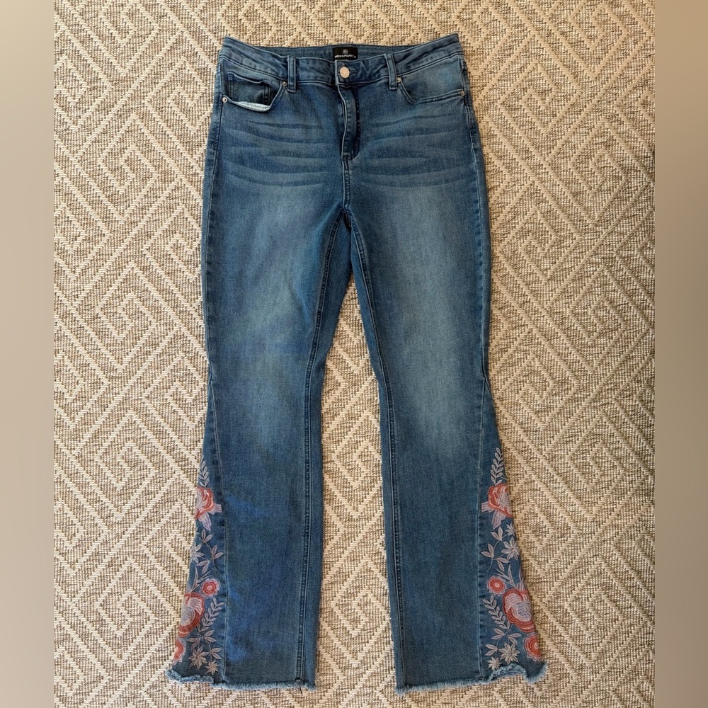 Prosperity Laura Floral Pink Embroidered Bootcut Jean, Size 31 - Picture 6 of 11